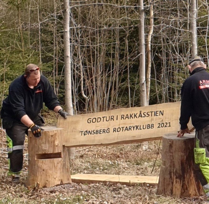 Klubbens gave til Tønsbergs 1150 års jubileum